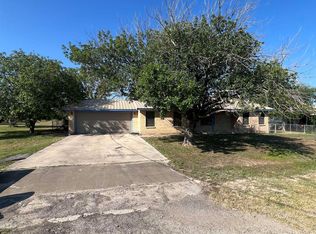 507 E Thorn St, Brackettville, TX 78832
