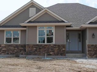 8409 Ivanhoe Pl, Sturtevant, WI 53177