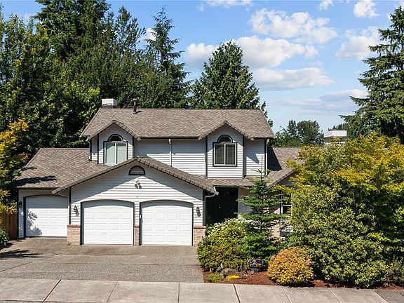 2nd image of 6729 141st St SE