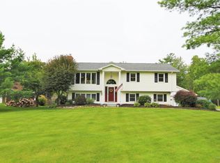 82 Canterbury Rd, Brewer, ME 04412