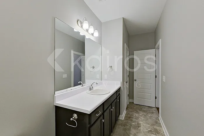 204 White Oak Cir — Photo 16