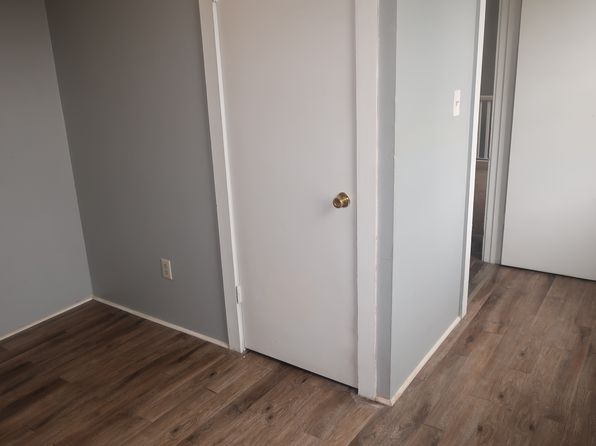 321 N Elm St #321