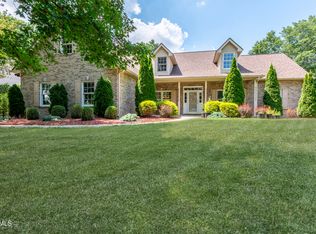 1005 Whittling Wood Dr, Johnson City, TN 37601