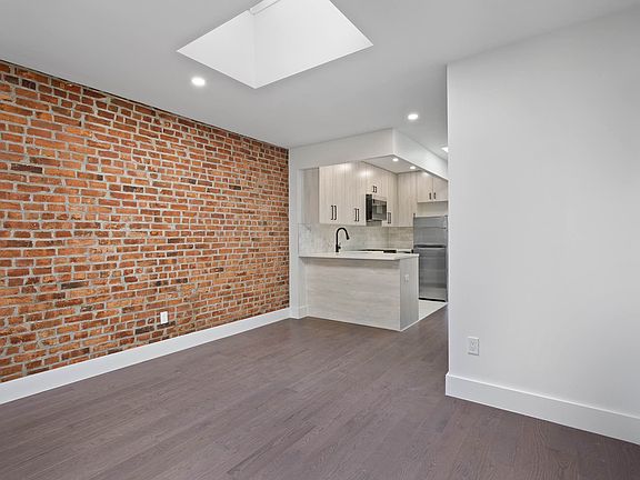 4th image of 691 Union St APT 4L