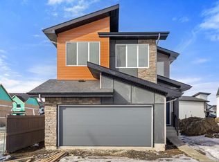 19428 25th Ave NW, Edmonton, AB T6M 1P5