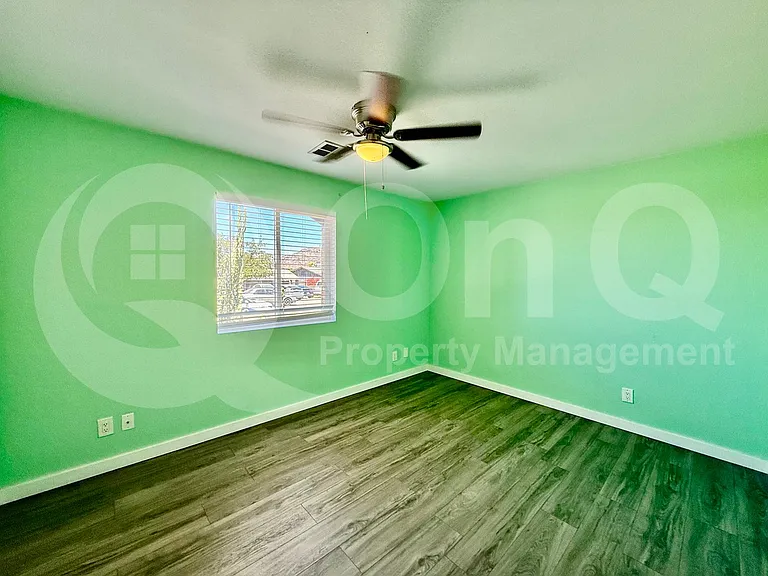 9441 N 15th Pl — Photo 15