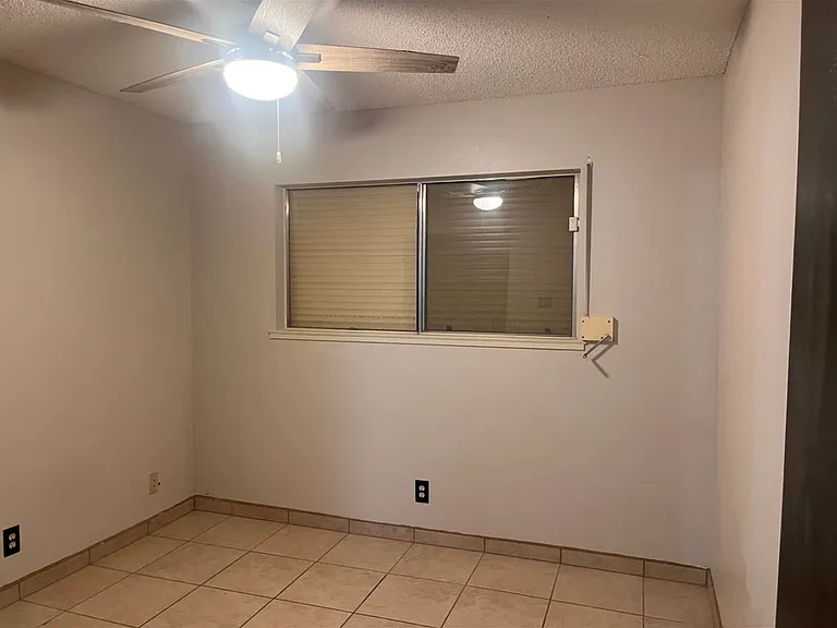 7016 Hurricane Way — Photo 6
