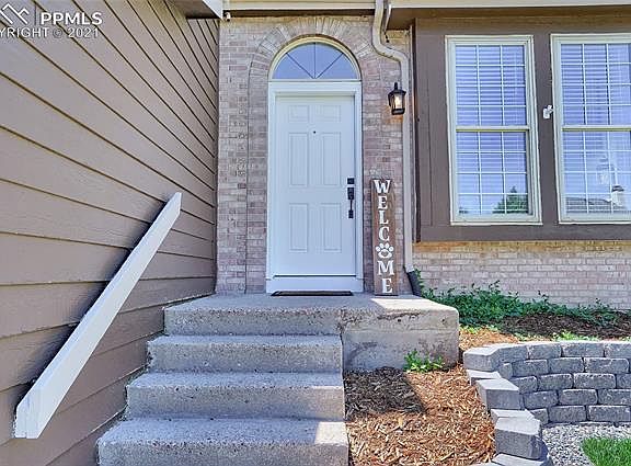 3rd image of 8657 Bellcove Cir