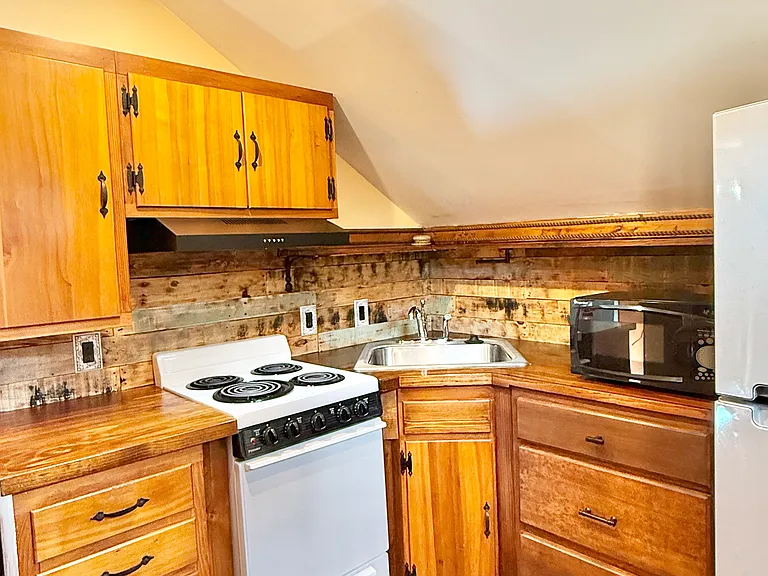 25 Edison Rd — Photo 11
