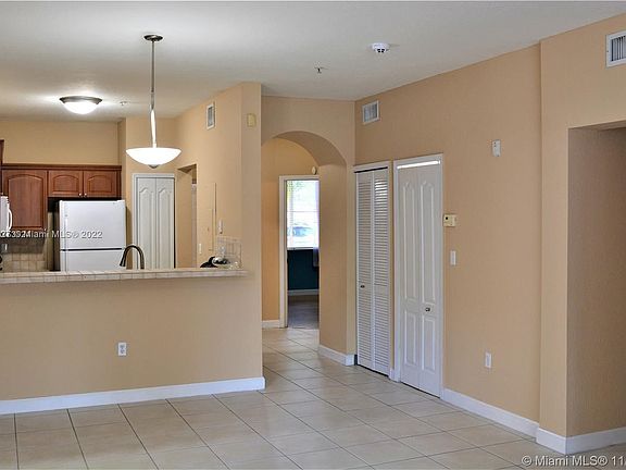 4th image of 7080 NW 177th St #10713