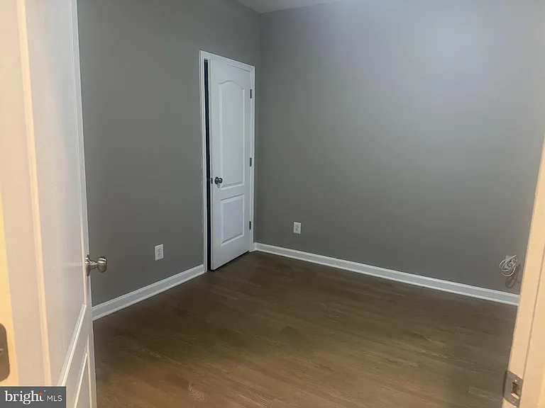 13884 Greendale Dr — Photo 11