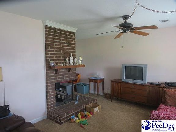4th image of 216 Watson Cir