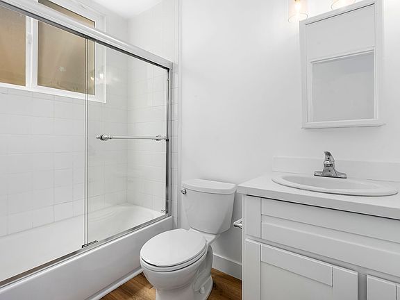 4th image of 1435 N Curson Ave APT 10