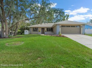 2490 Stanton Ave, Spring Hill, FL 34609