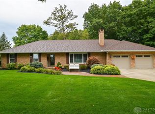 9072 Stillwater Dr, Bradford, OH 45308