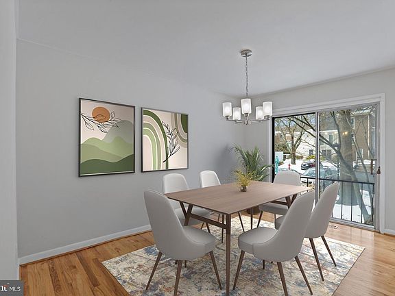 3rd image of 1644 Wainwright Dr