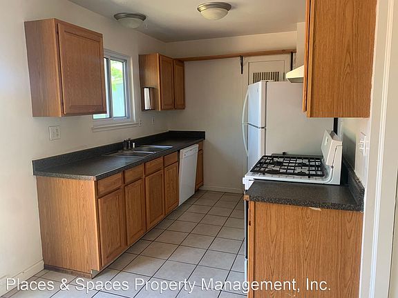 5th image of 3777 Mercury Dr