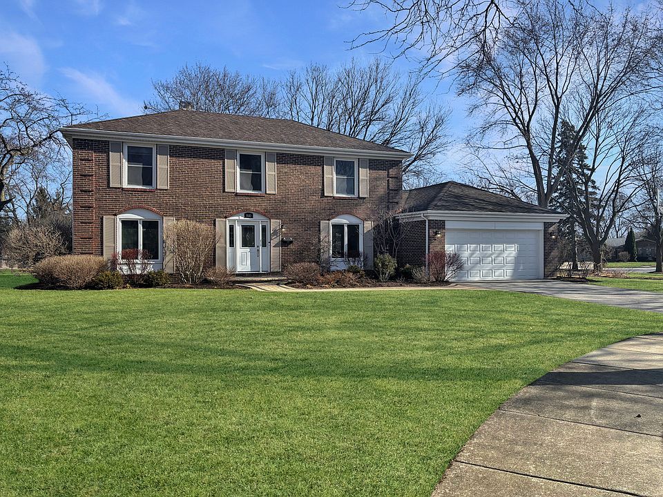 1st image of 840 W Partridge Dr