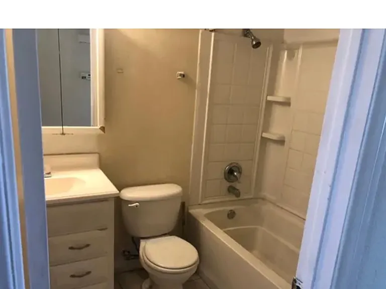 4264 Tara Ave #D — Photo 10