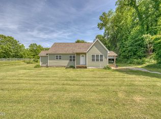 438 Airport Rd, Mountain City, TN 37683