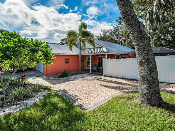 401 Pennsylvania Ave, Palm Harbor, FL 34683