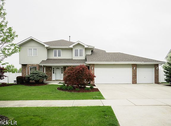 2nd image of 19541 Brookfield Cir