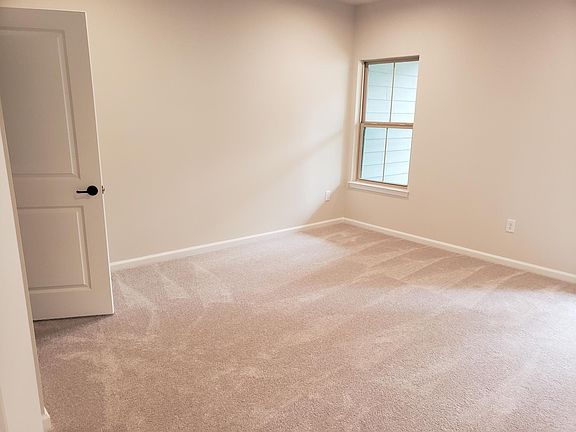 5th image of 1252 Channing Park Cir