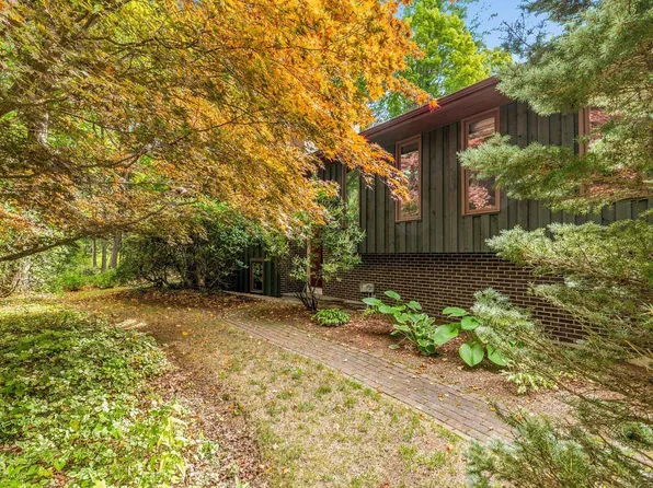 10 Morgan Way, Durham, NH 03824