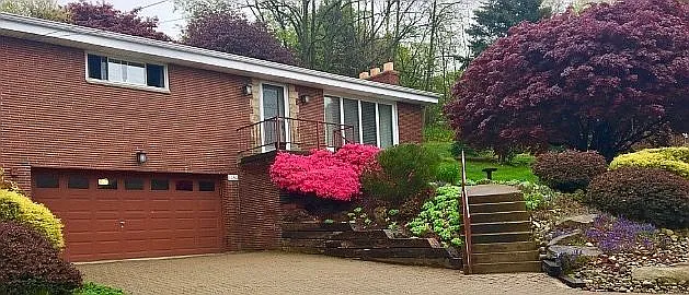 4454 Sovereign St photo 1