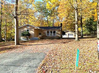 115 Rum Keg Ln, Du Bois, PA 15801