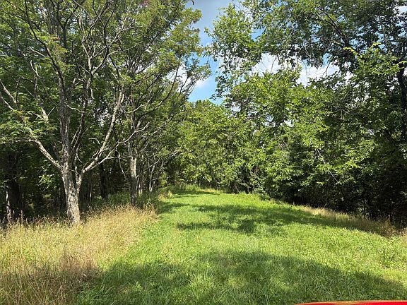 2nd image of 723 Bald Hill Rd