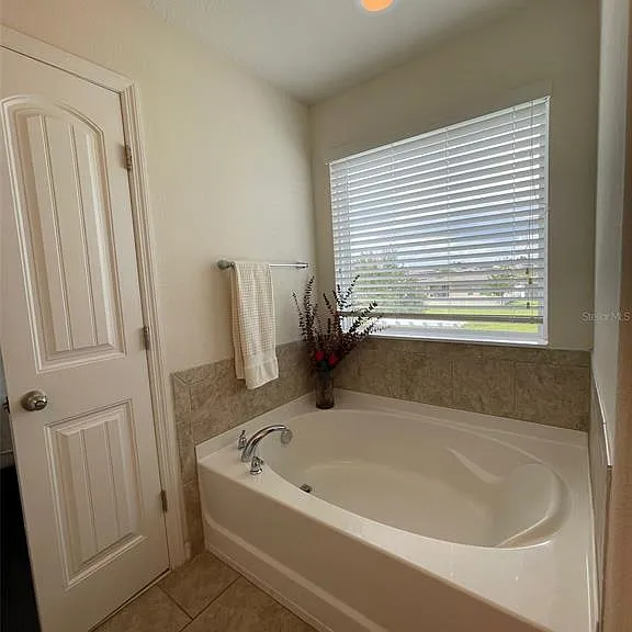 2342 Beacon Landing Cir — Photo 24