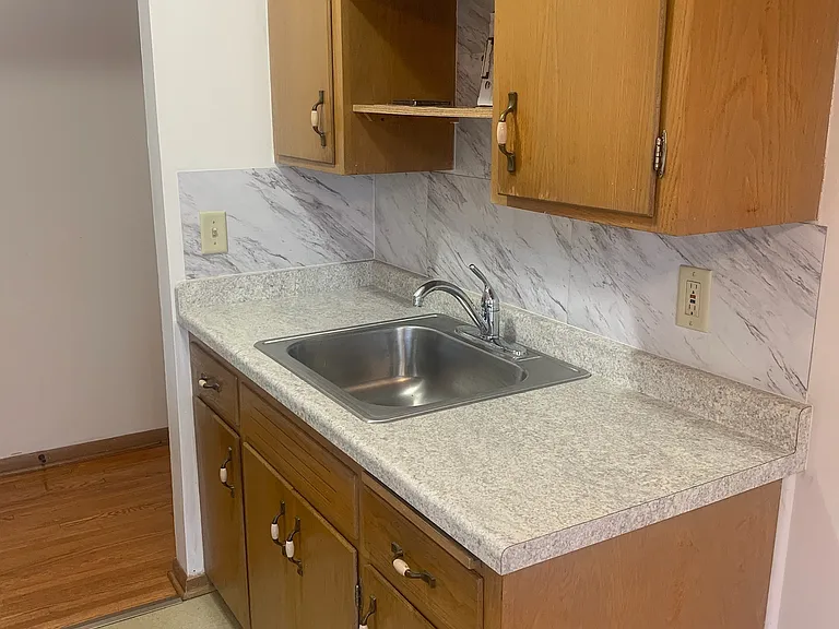 1015 W 26th St #203 — Photo 4