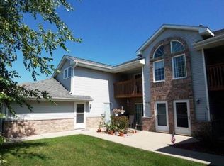 3027 Meyer Ct UNIT 1, Racine, WI 53406