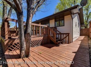 1013 E Cambridge St, Springfield, MO 65807