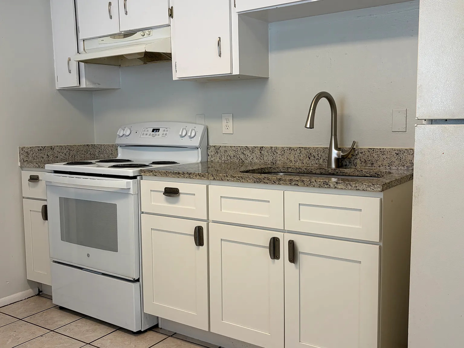 2 bed, 980 sqft, $1,600 — Photo 4