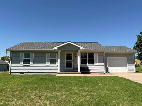 115 N Russell Ave, Lucas, KS 67648