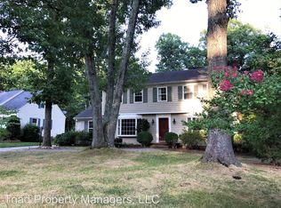 2116 Pebble Dr, Greensboro, NC 27410