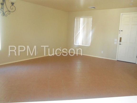 3rd image of 4768 E Starflower St