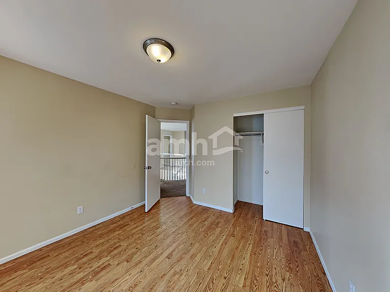 342 W Prestwick Way — Photo 16