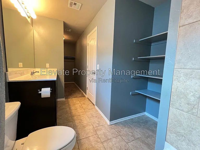 5020 Caleb St — Photo 11