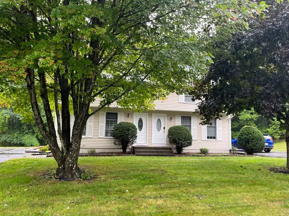 14 Matthew Dr #1, Florence, MA 01062