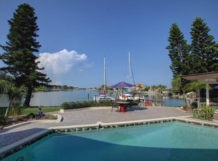 505 Palm Dr, Largo, FL 33770