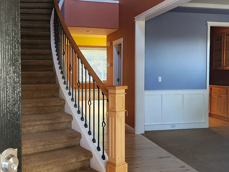 3167 NE Magnolia St — Photo 2