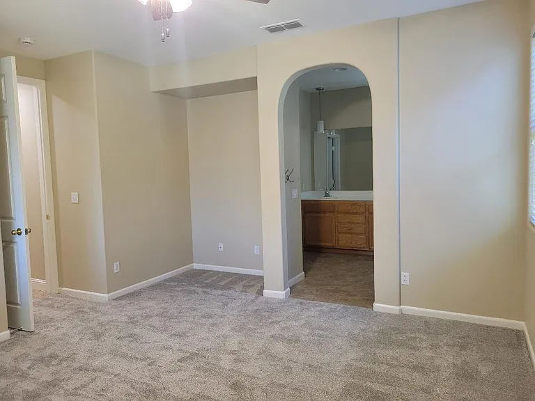 602 Delancy Way — Photo 13