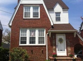 57 Wilson Rd, Valley Stream, NY 11581