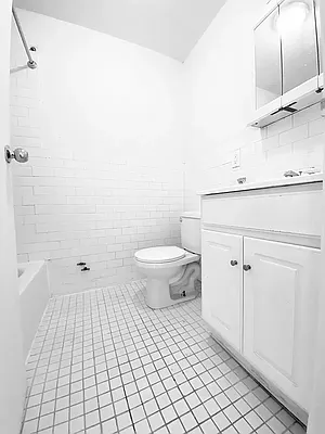 Rented by Coda Real Estate NYC | media 8