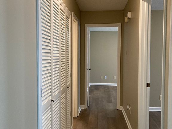 2nd image of 1407 Liberty Dr Unit 1407
