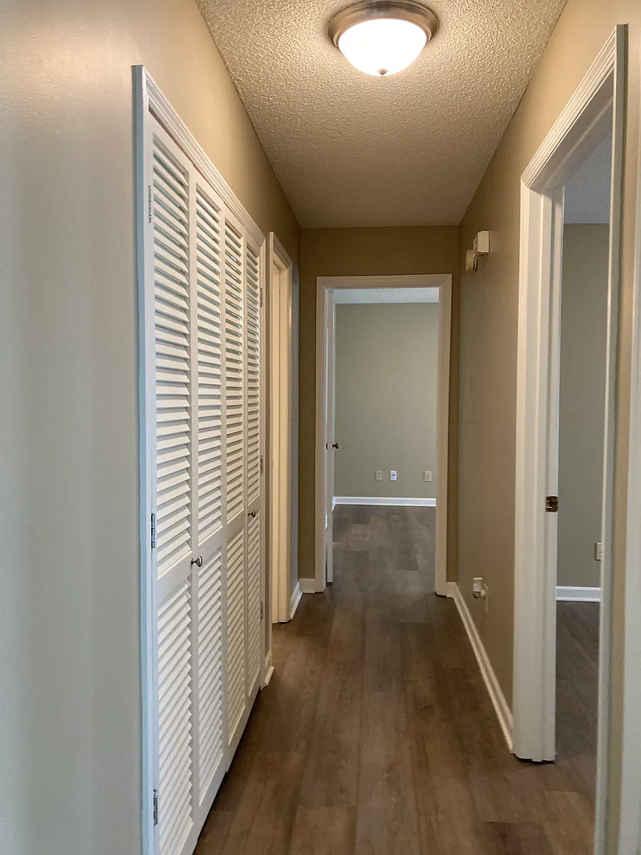 Building Photo - 1407 Liberty Dr #1407