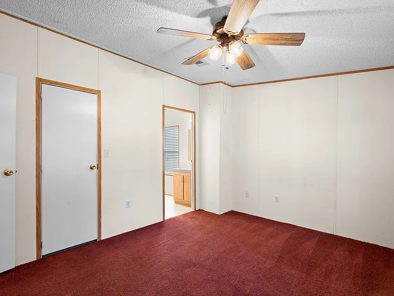 39937 River Rd — Photo 16